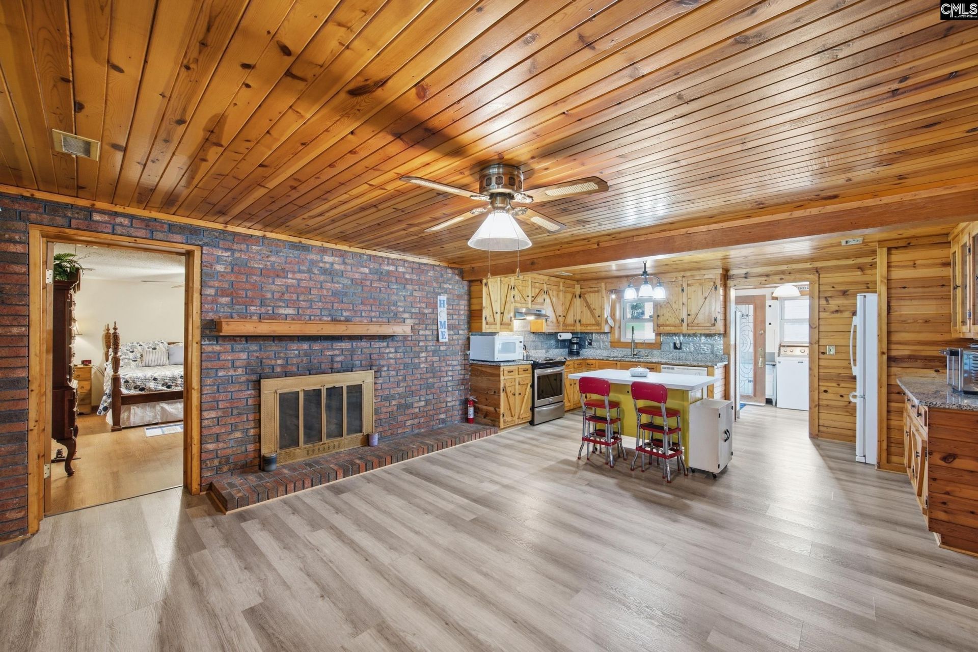 1089 Lake Drive  Photo 16