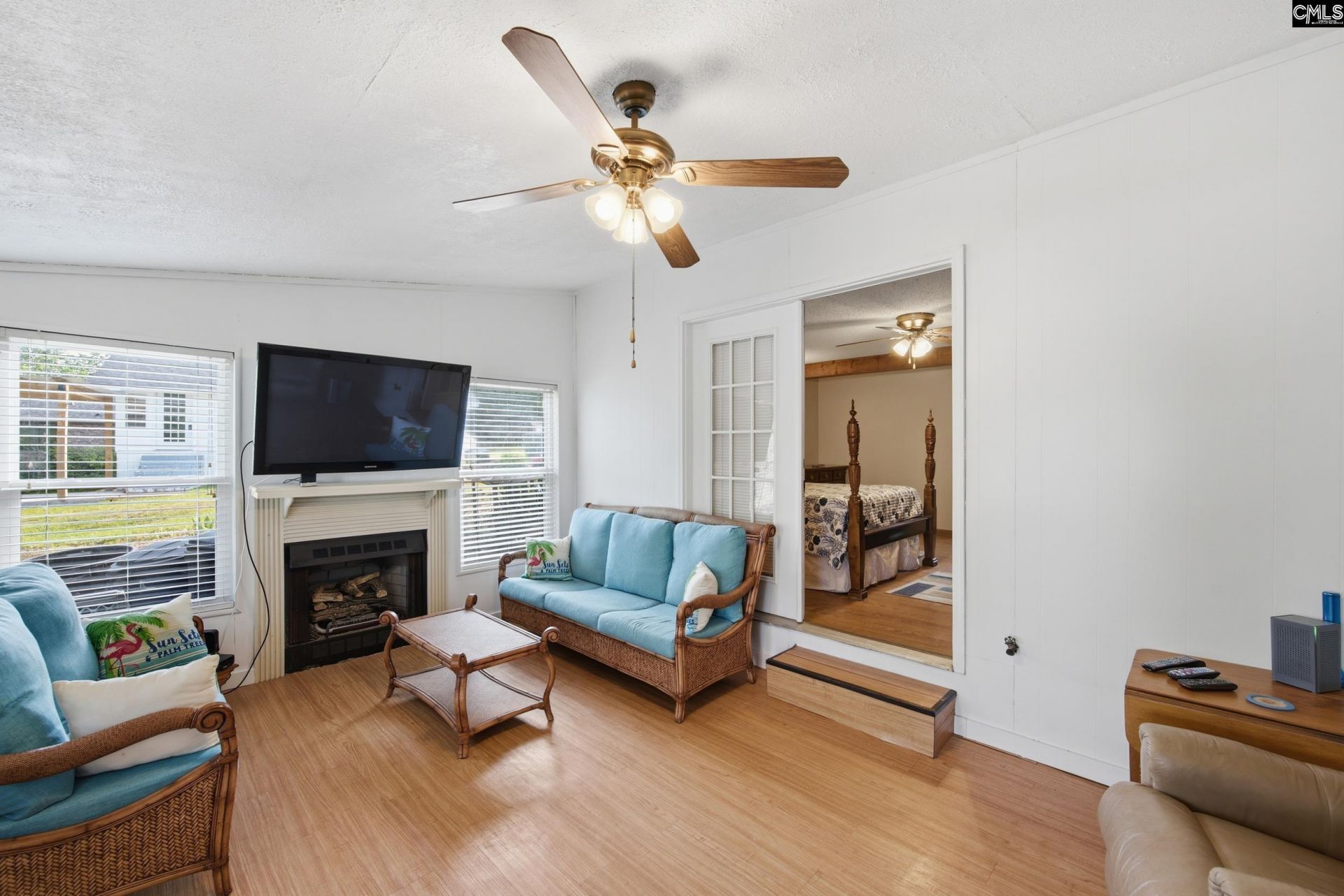 1089 Lake Drive  Photo 25
