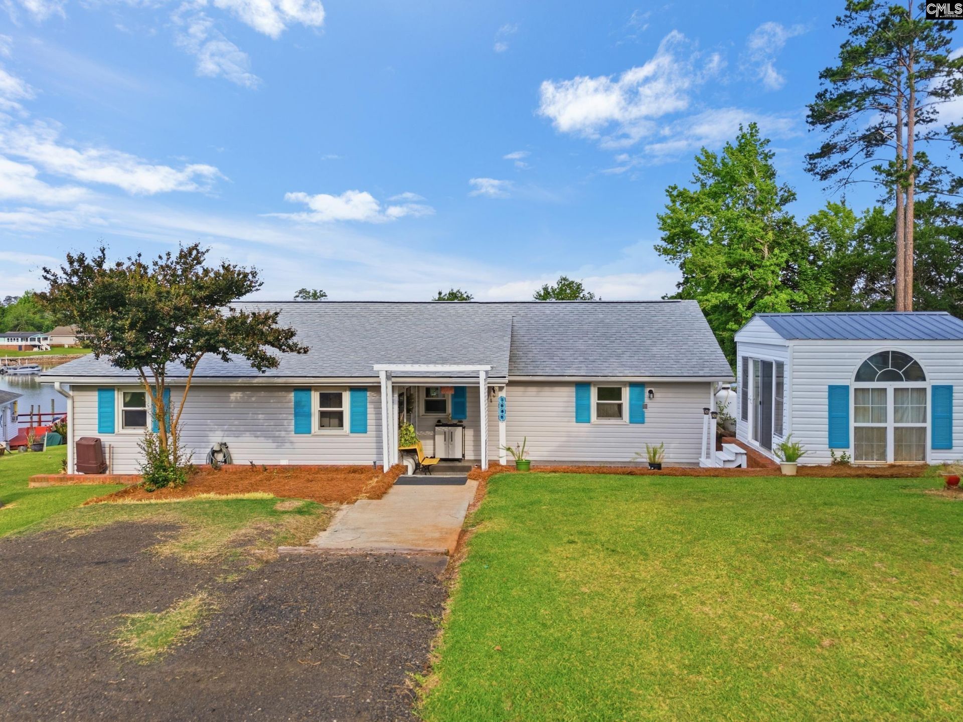 1089 Lake Drive  Photo 4