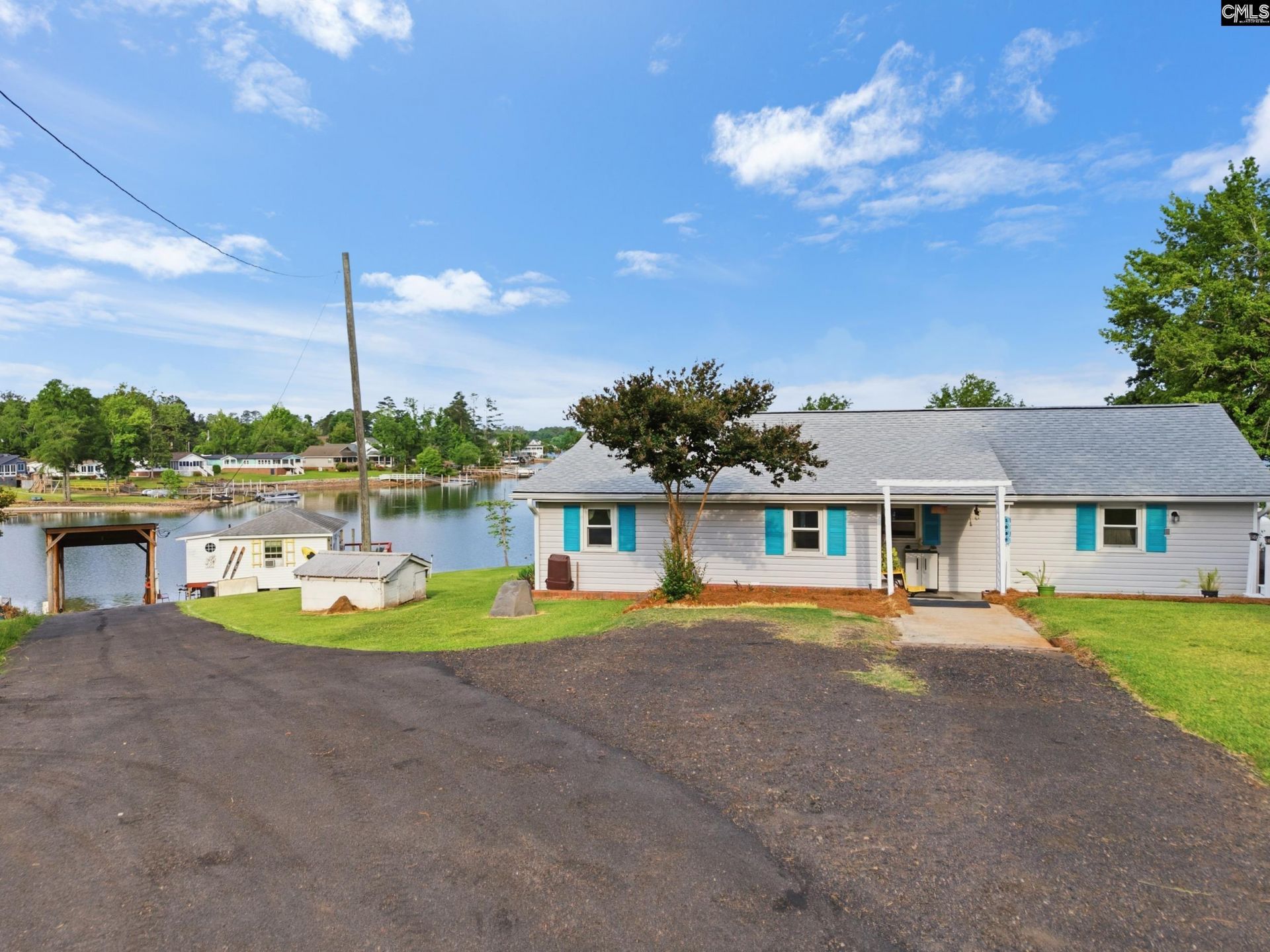 1089 Lake Drive  Photo 6