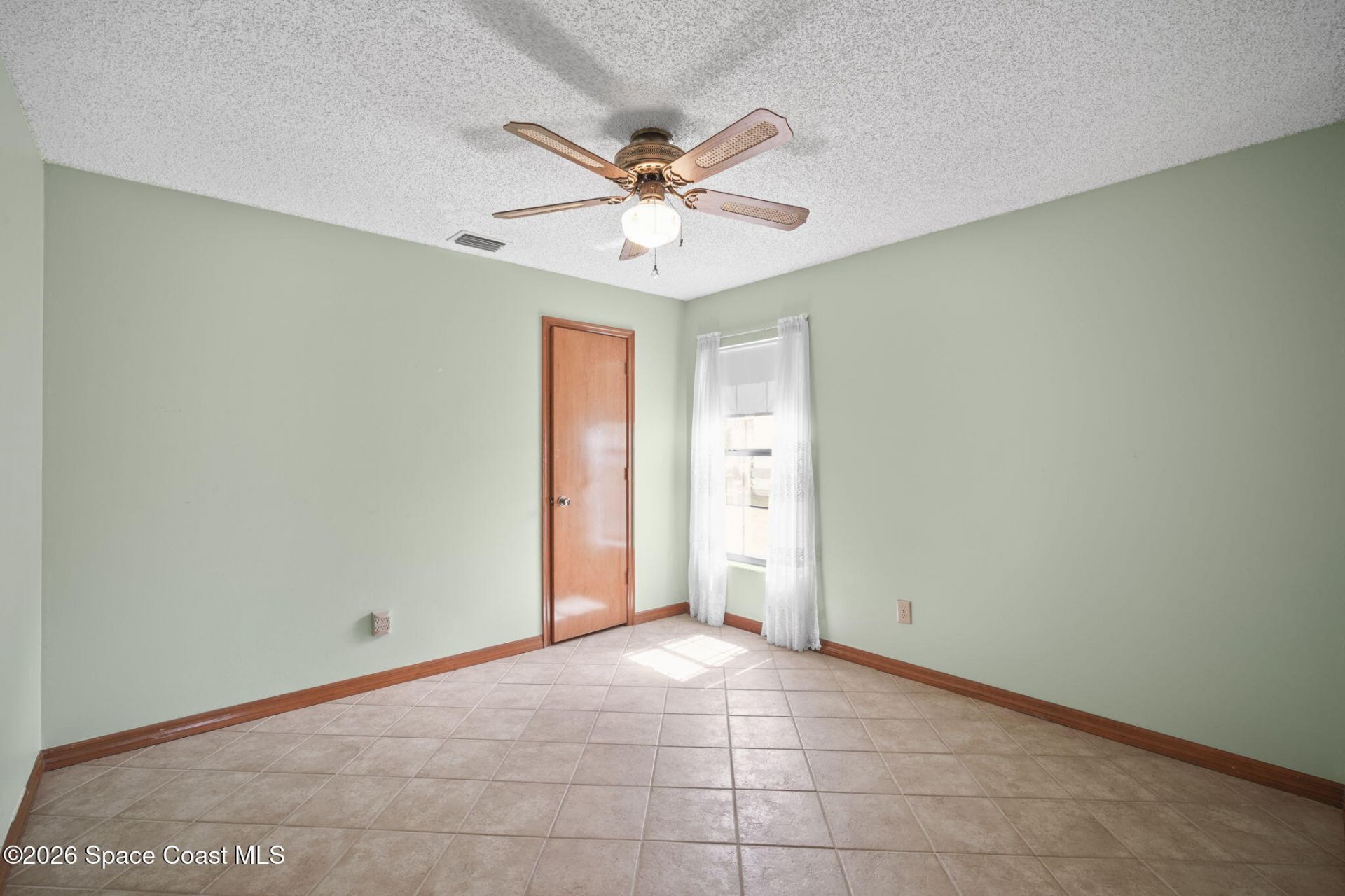1246 Lakeview Drive , Rockledge, FL 32955 Photo
