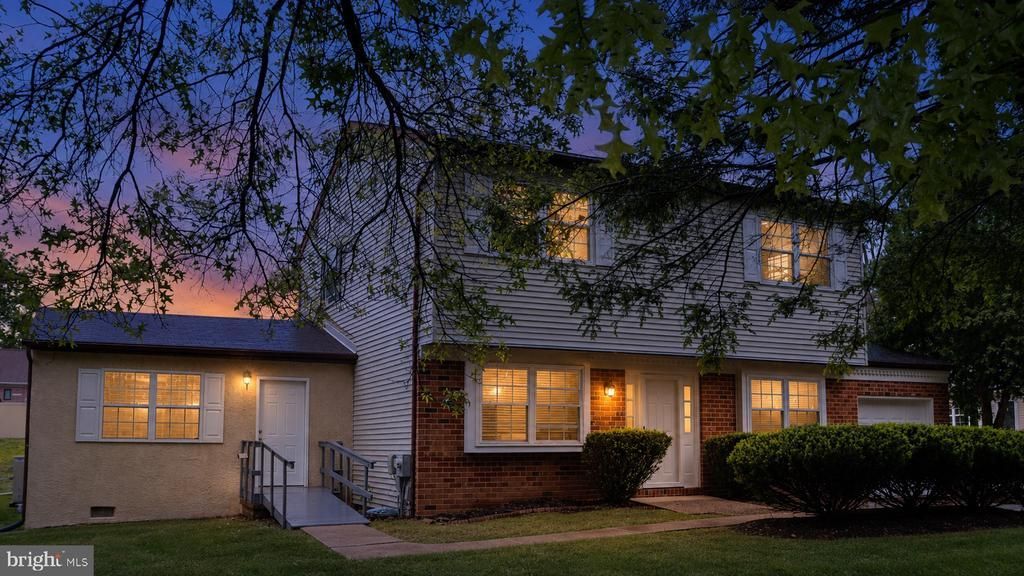 3115 GREENHILL LANE, NORRISTOWN, PA 19401