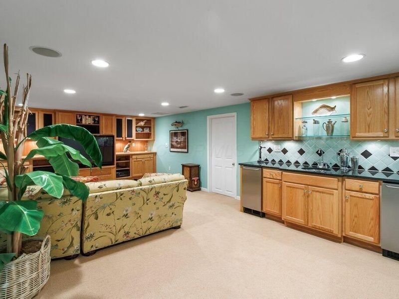 4304 Braunton Road , Columbus, OH 43220 Photo 30