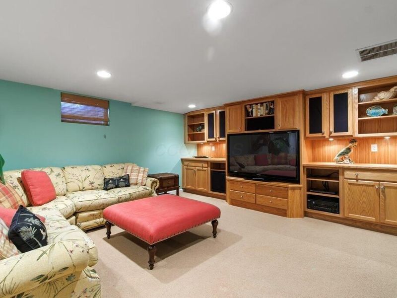 4304 Braunton Road , Columbus, OH 43220 Photo 32
