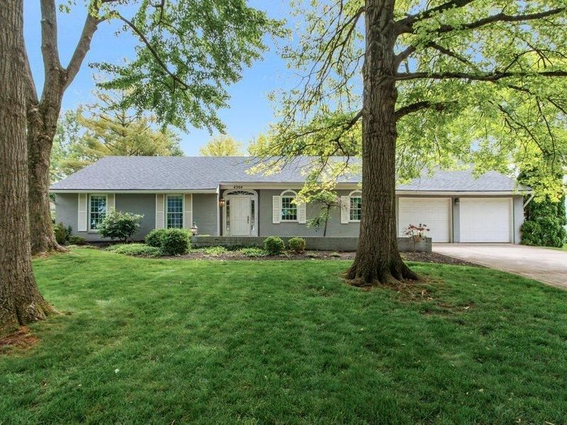 4304 Braunton Road , Columbus, OH 43220 Photo 4