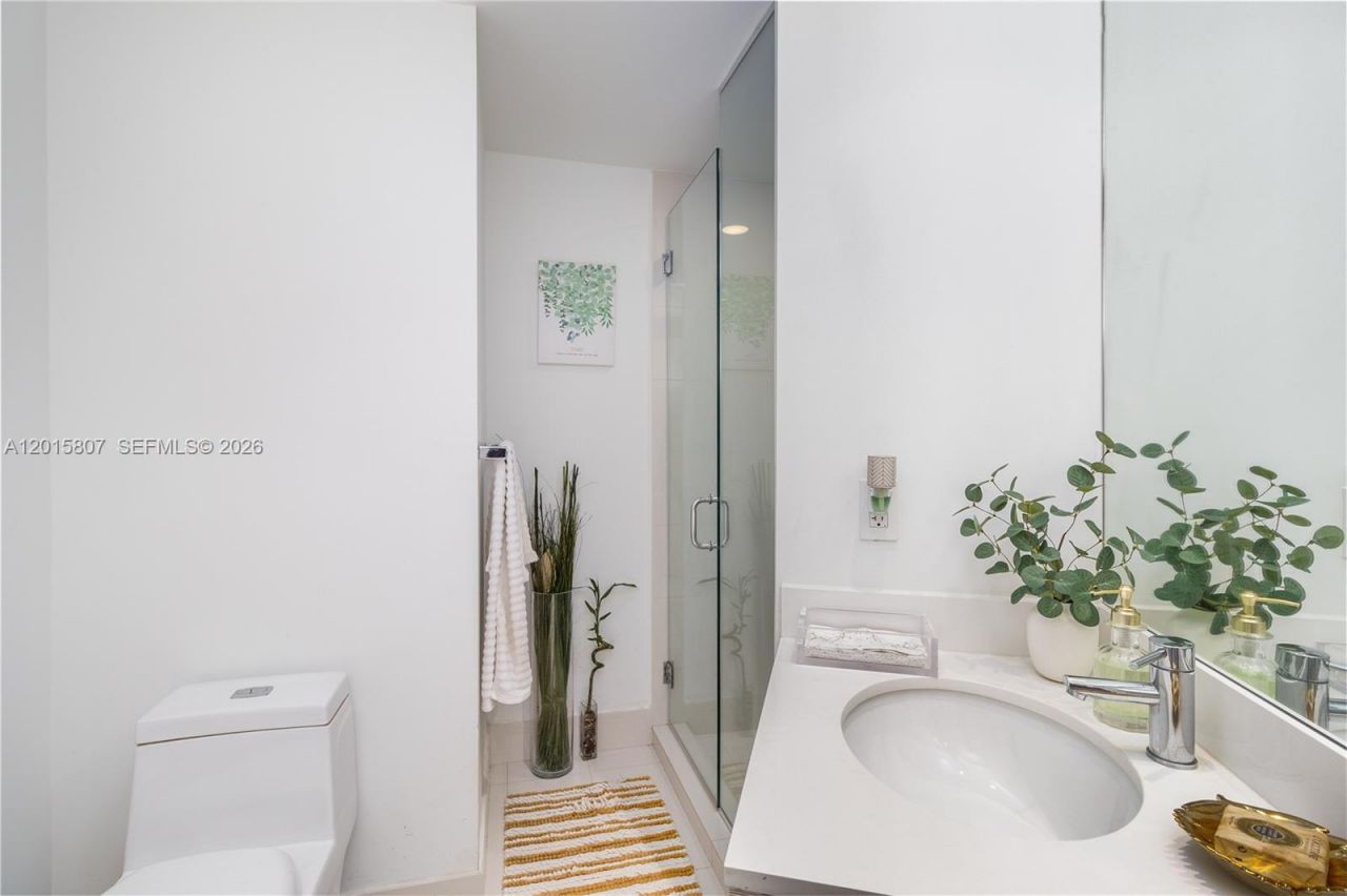 121 NE 34th St , Unit 2509, Miami, FL 33137 Photo