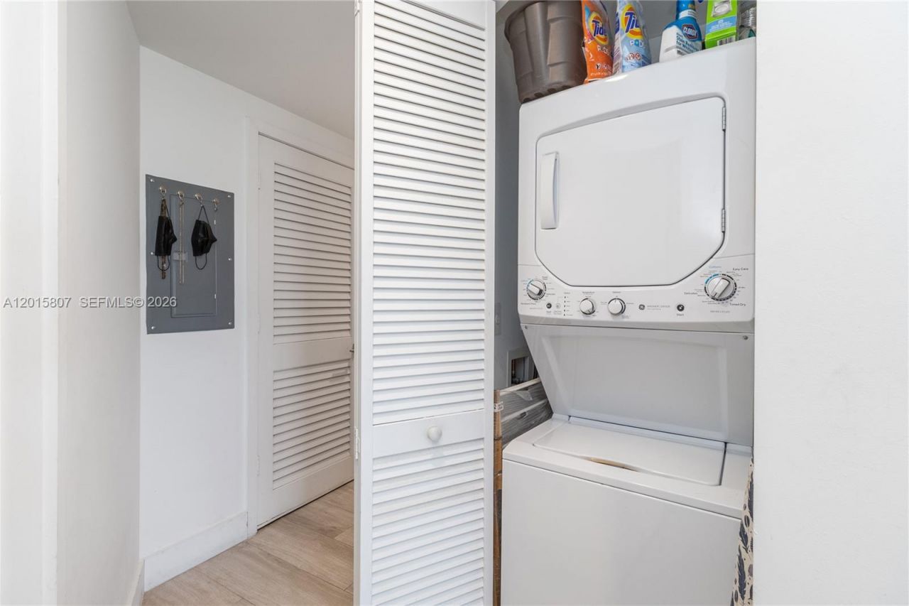 121 NE 34th St , Unit 2509, Miami, FL 33137 Photo