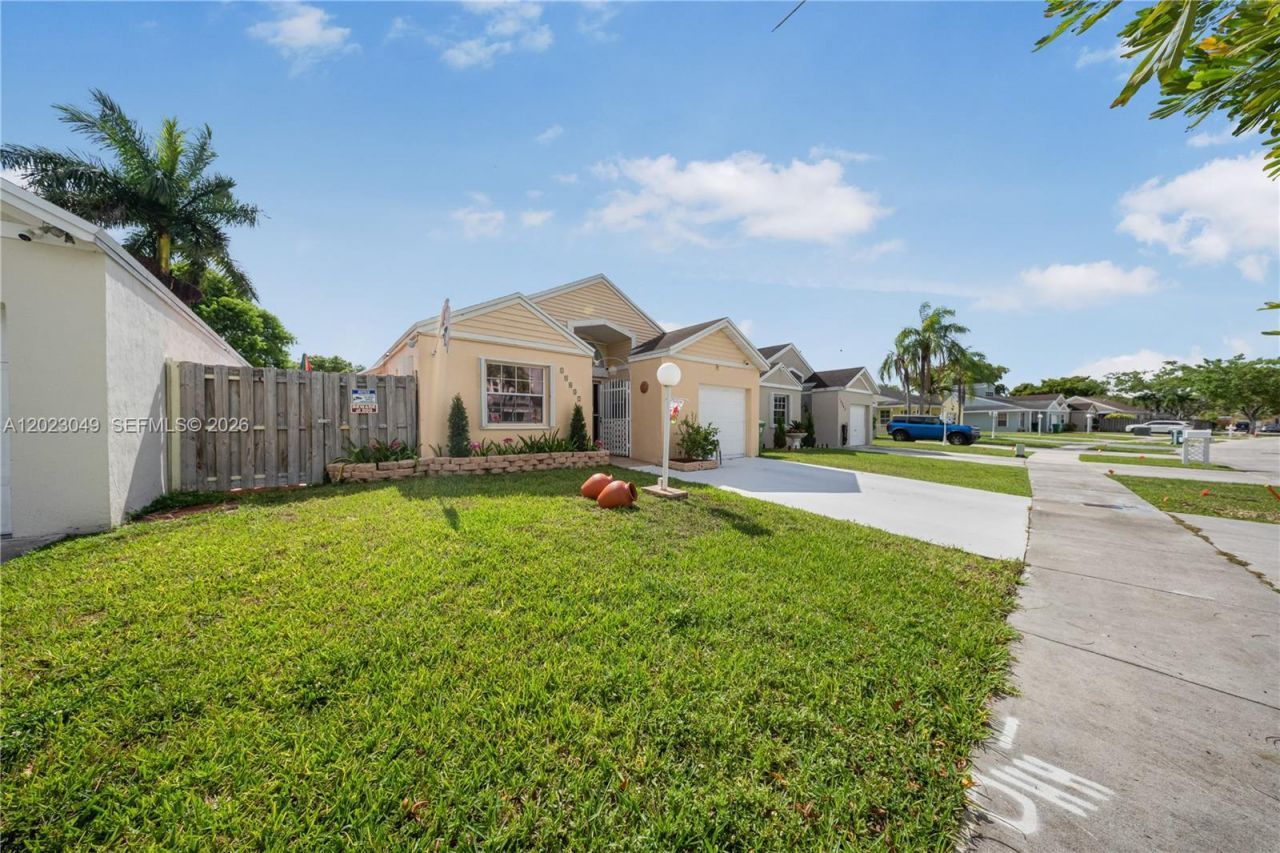14637 SW 127th Ct, Miami, FL 33186 Photo