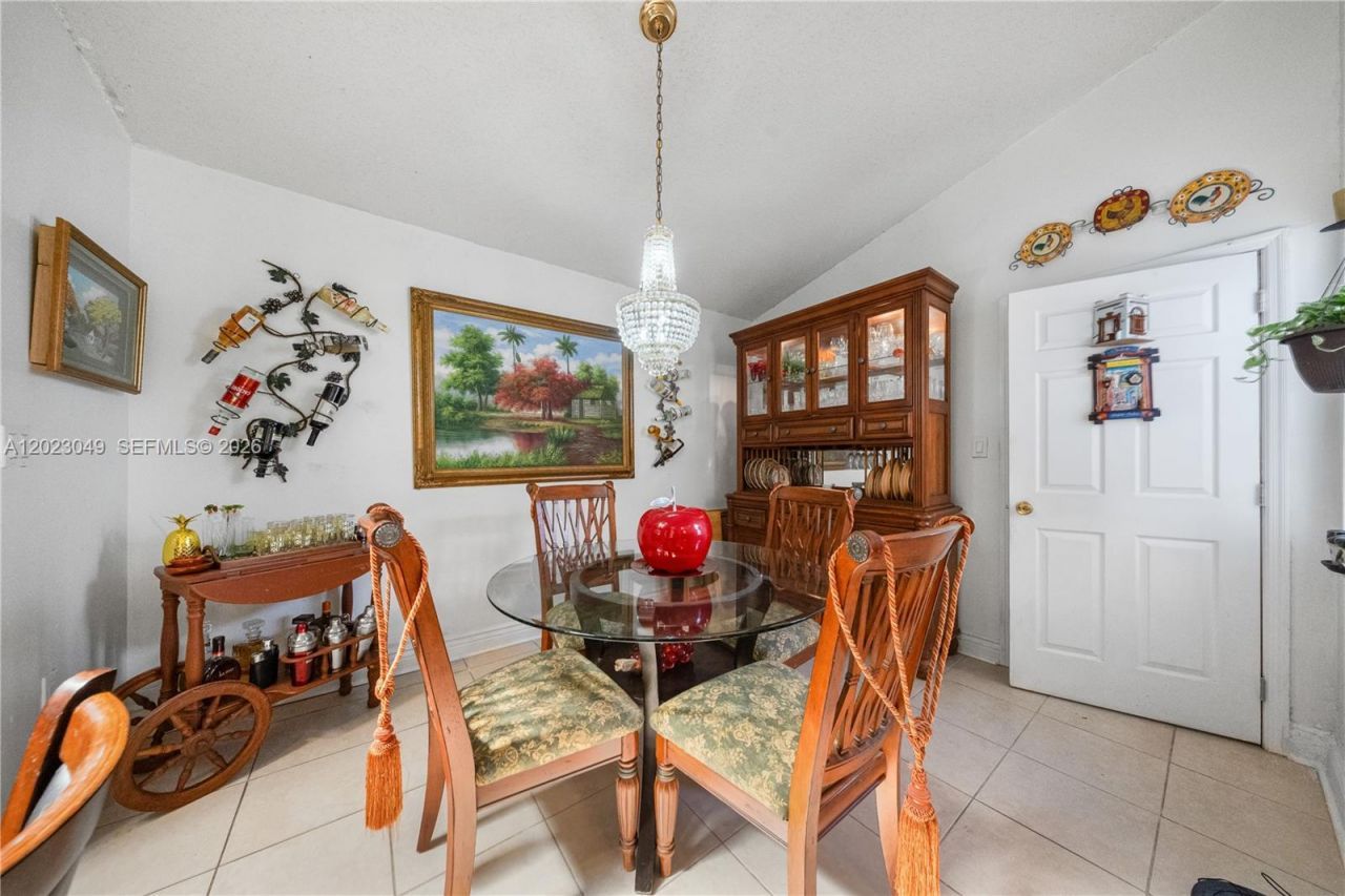 14637 SW 127th Ct, Miami, FL 33186 Photo