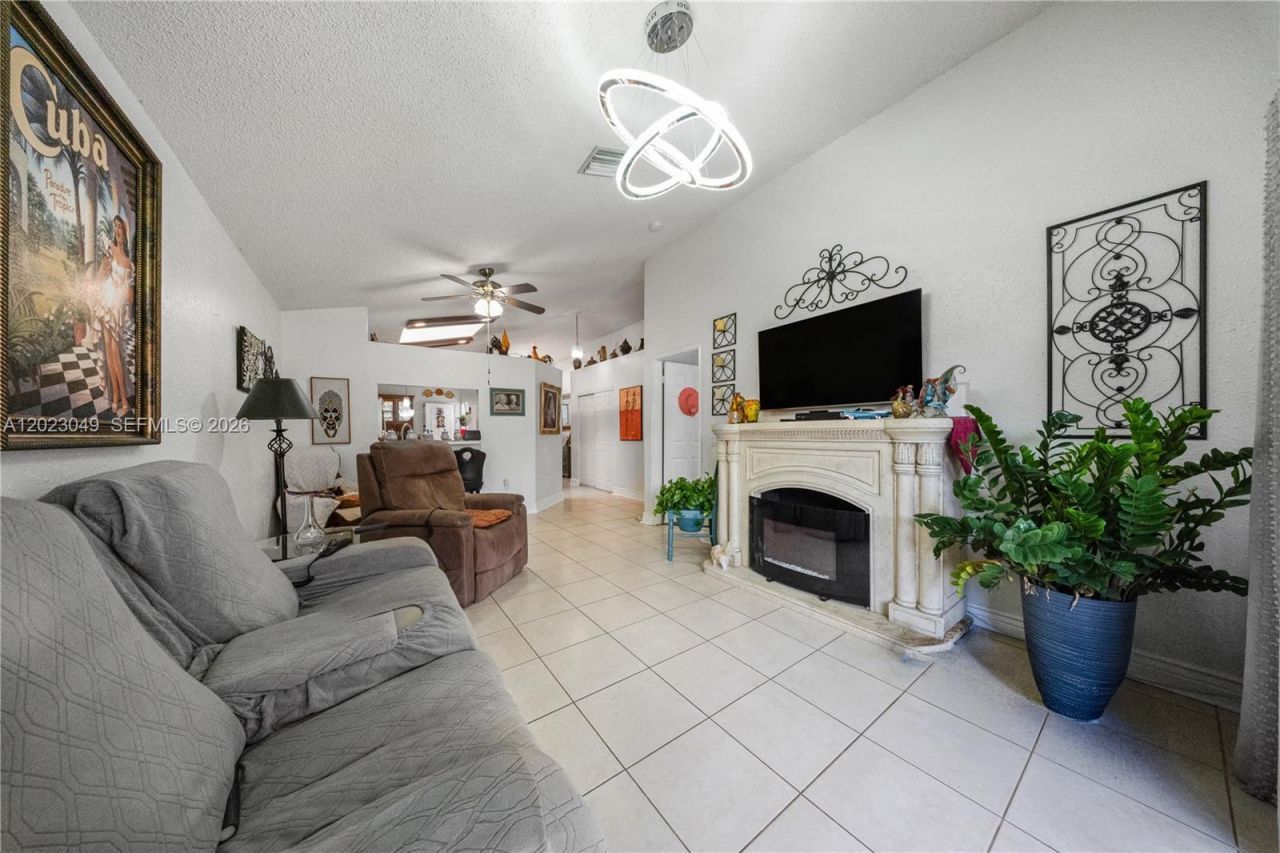 14637 SW 127th Ct, Miami, FL 33186 Photo