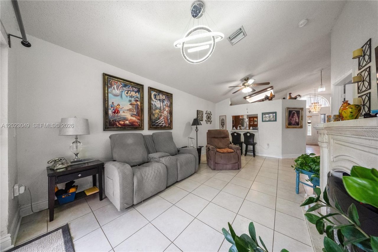 14637 SW 127th Ct, Miami, FL 33186 Photo