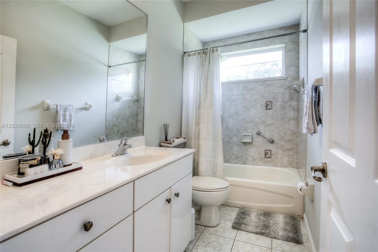 1687 SW Import Dr , Port Saint Lucie, FL 34953 Photo