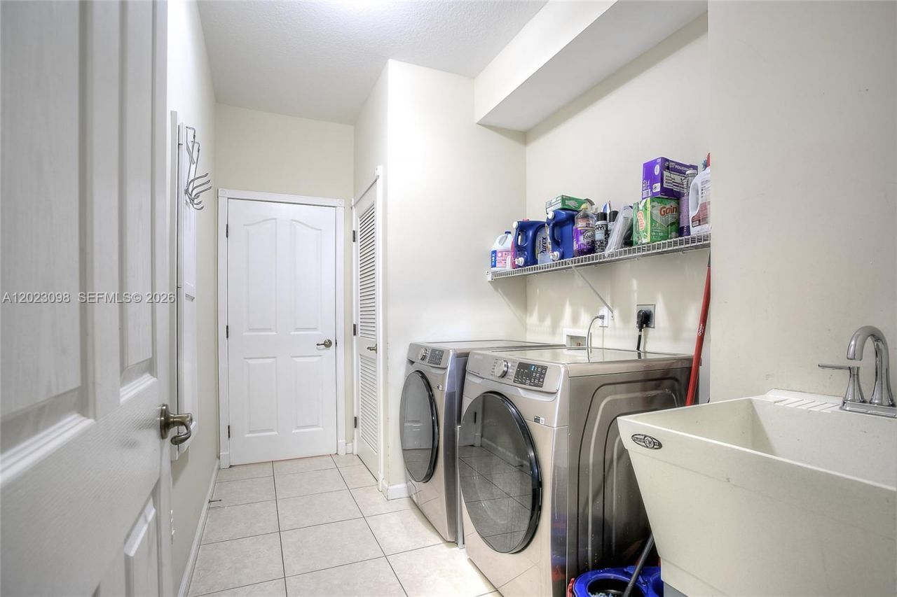 1687 SW Import Dr , Port Saint Lucie, FL 34953 Photo