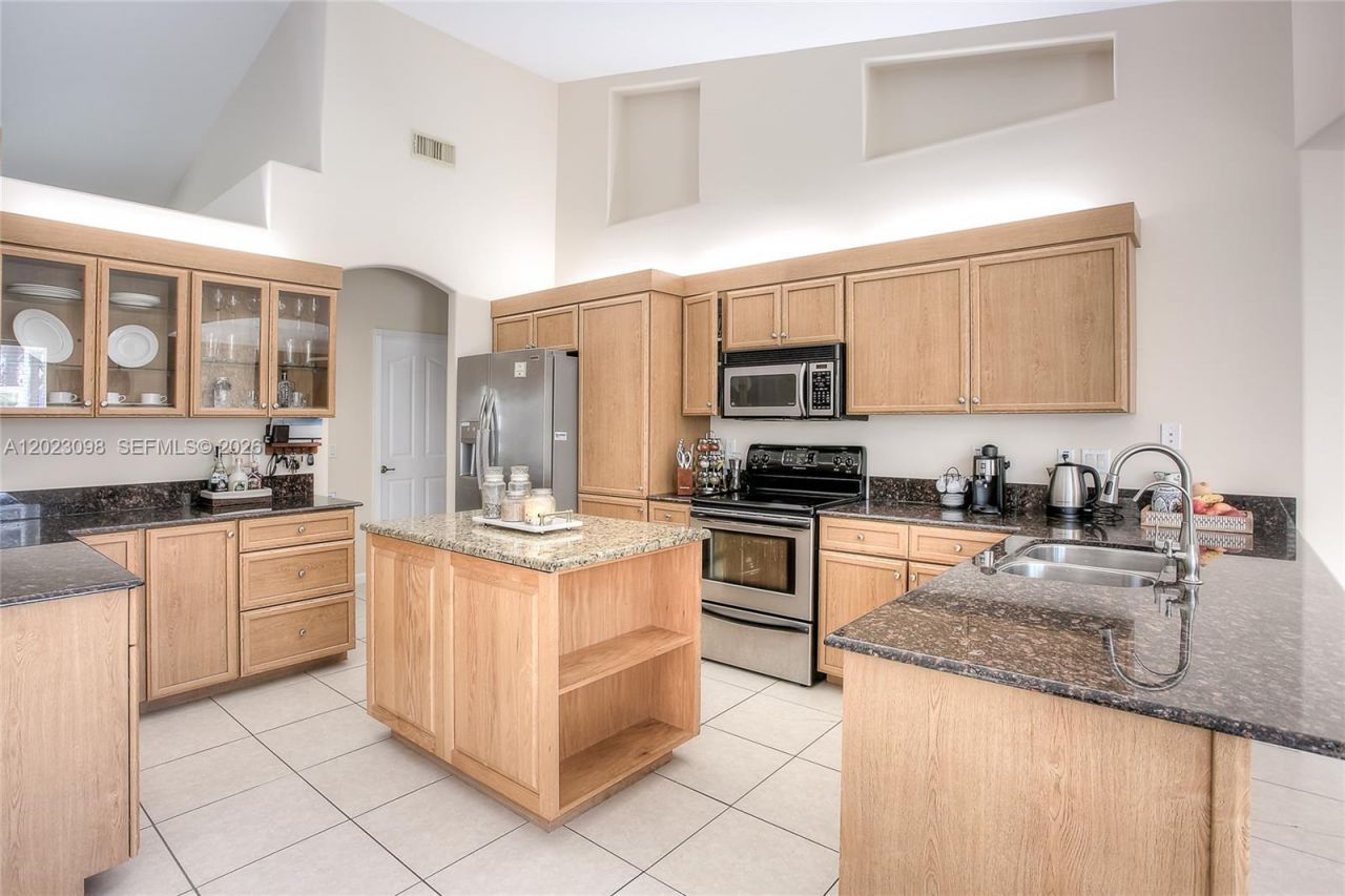 1687 SW Import Dr , Port Saint Lucie, FL 34953 Photo