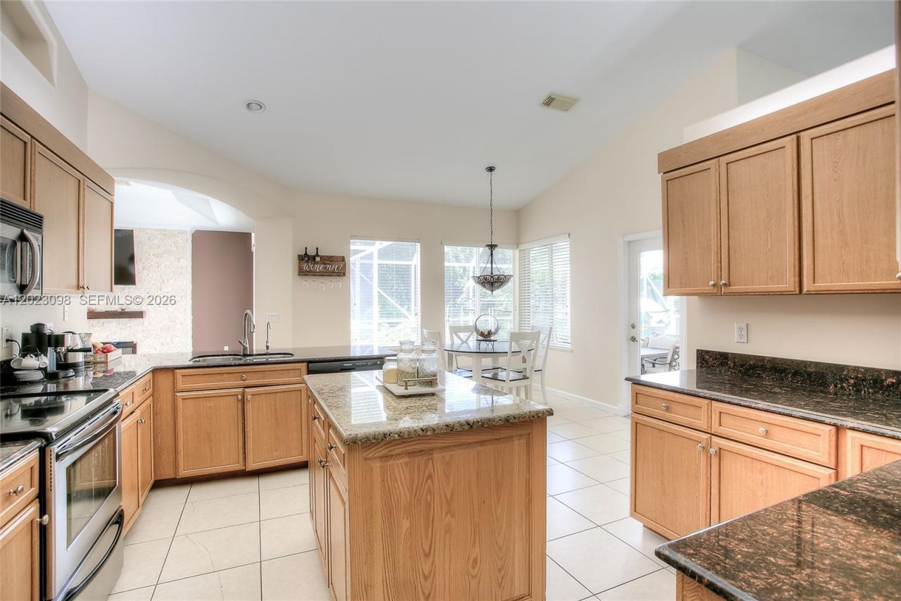1687 SW Import Dr , Port Saint Lucie, FL 34953 Photo