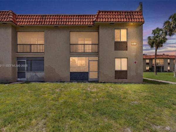 6100 Forest Hill Blvd, Unit 107, West Palm Beach, FL 33415