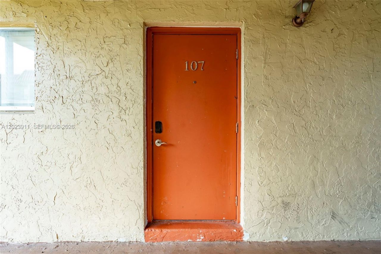 6100 Forest Hill Blvd, Unit 107, West Palm Beach, FL 33415 Photo