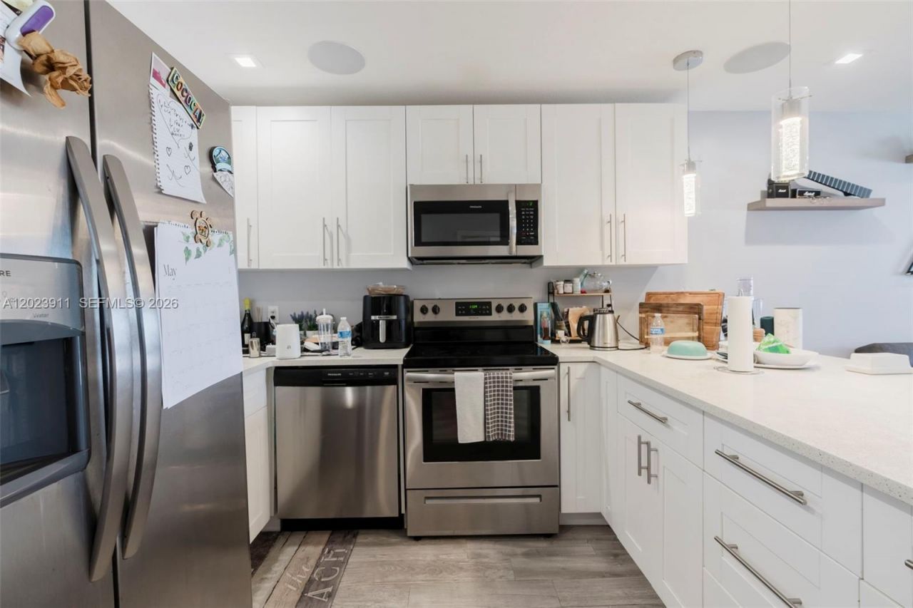 6100 Forest Hill Blvd, Unit 107, West Palm Beach, FL 33415 Photo