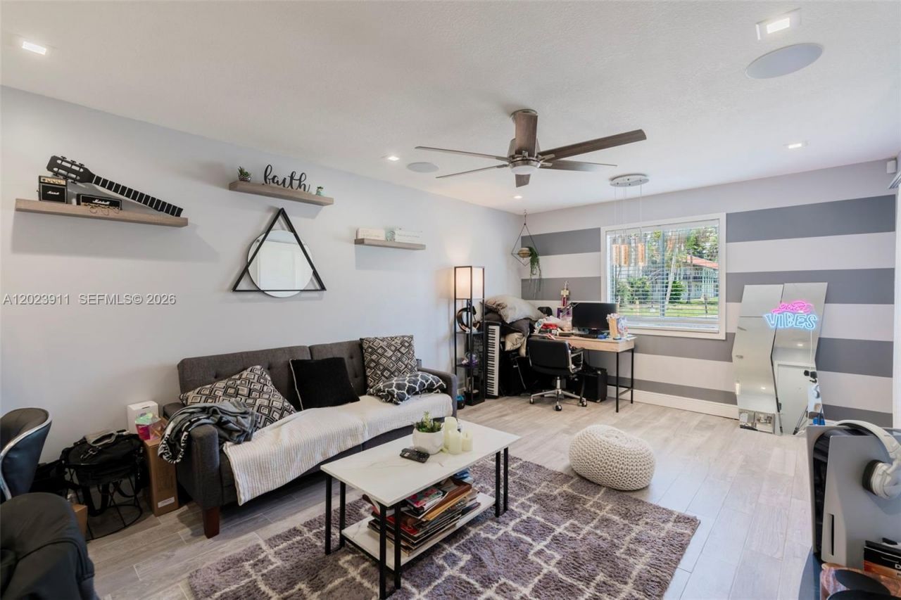 6100 Forest Hill Blvd, Unit 107, West Palm Beach, FL 33415 Photo