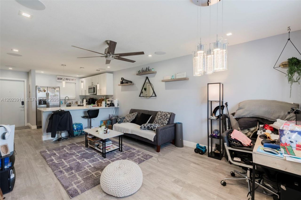 6100 Forest Hill Blvd, Unit 107, West Palm Beach, FL 33415 Photo