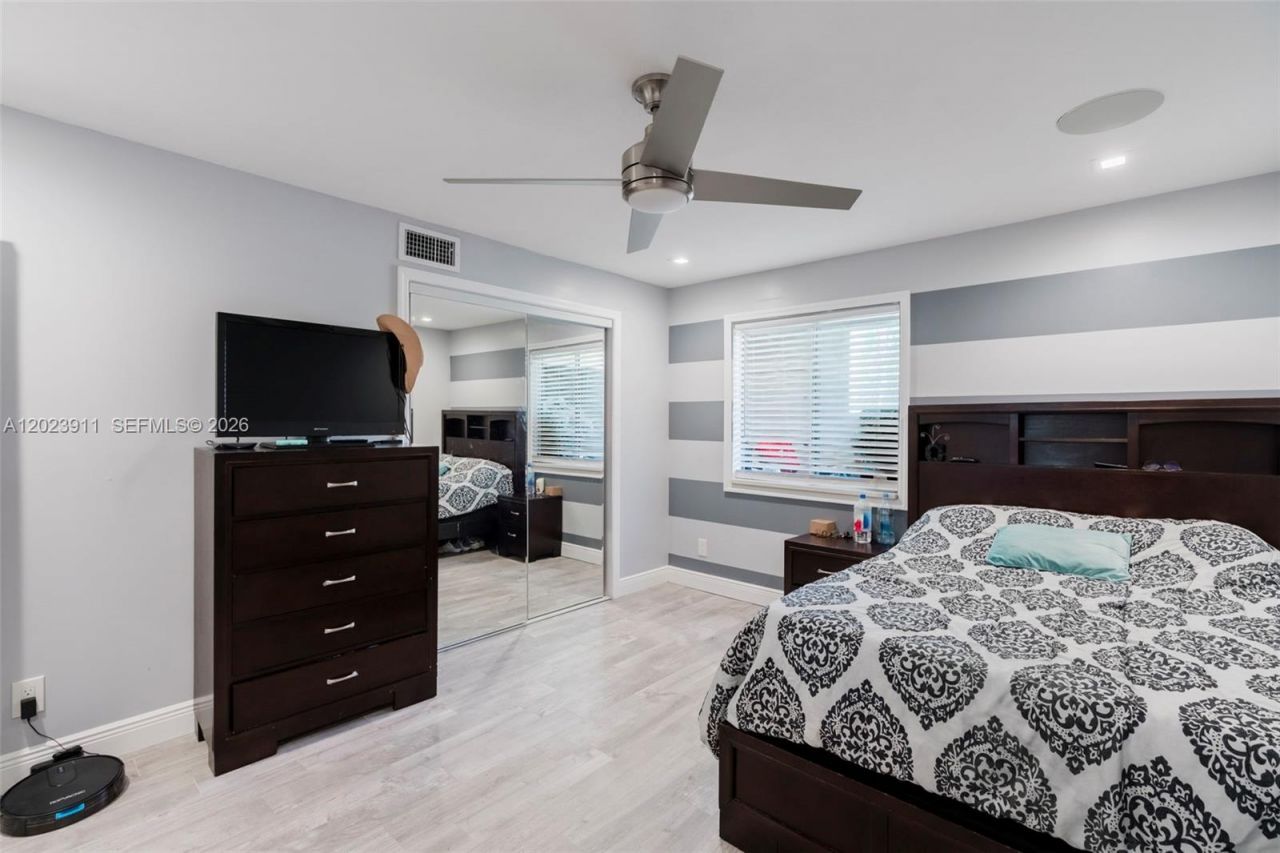 6100 Forest Hill Blvd, Unit 107, West Palm Beach, FL 33415 Photo
