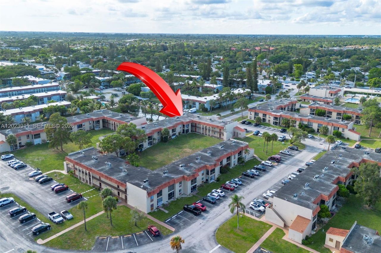 6100 Forest Hill Blvd, Unit 107, West Palm Beach, FL 33415 Photo