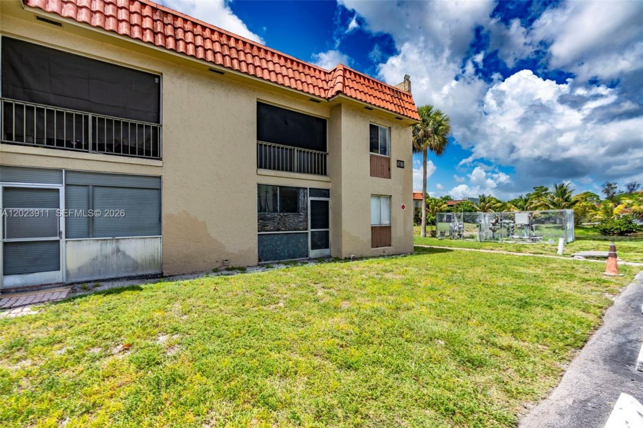6100 Forest Hill Blvd, Unit 107, West Palm Beach, FL 33415 Photo