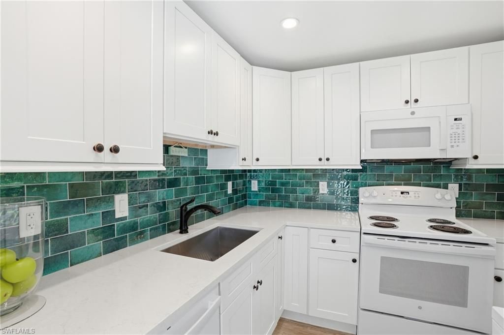 22 Kings Rd, Unit A19, Naples, FL 34112 Photo