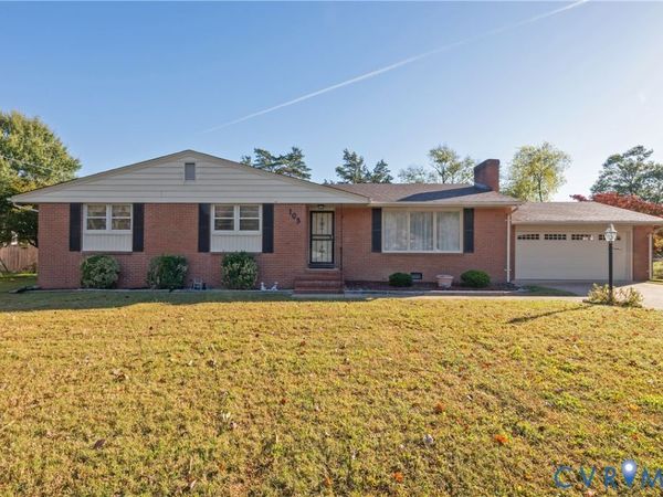 103 Brookhill Court , Colonial Heights, VA 23834