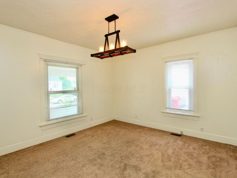 838 Oak Grove Avenue , Marion, OH 43302 Photo 10