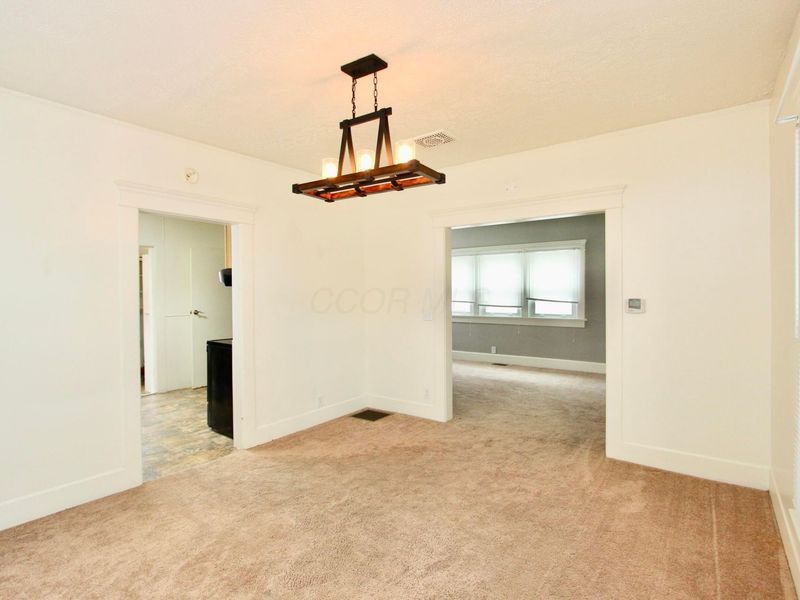 838 Oak Grove Avenue , Marion, OH 43302 Photo 11