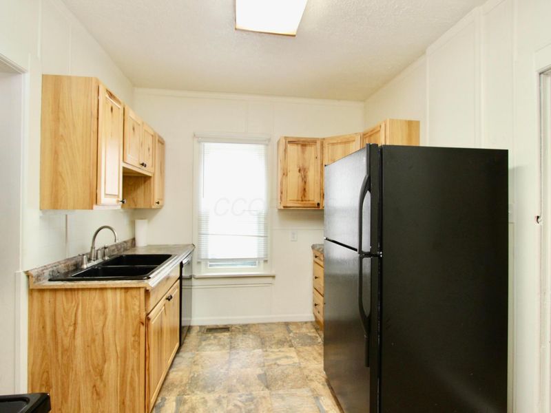 838 Oak Grove Avenue , Marion, OH 43302 Photo 13