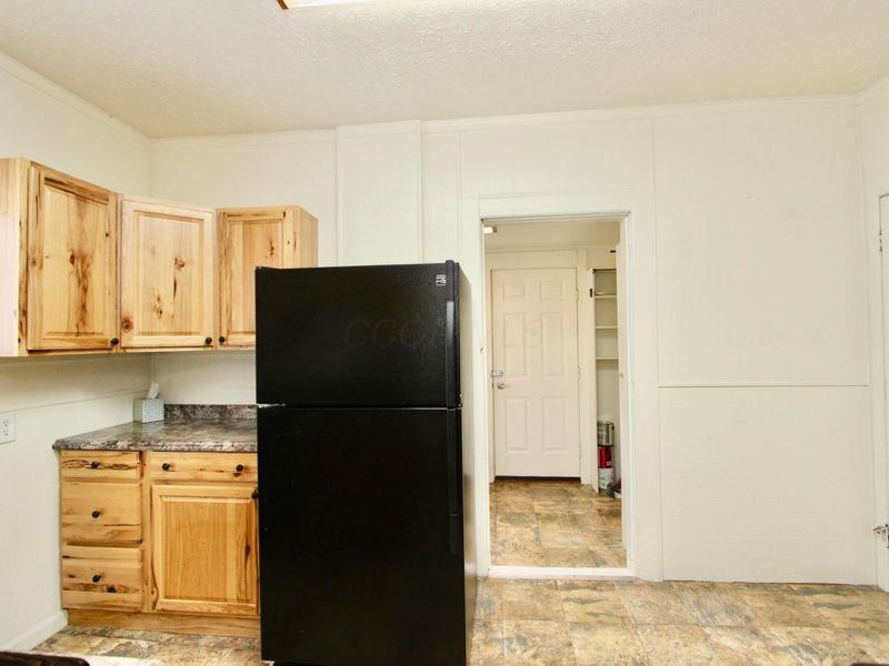 838 Oak Grove Avenue , Marion, OH 43302 Photo 14