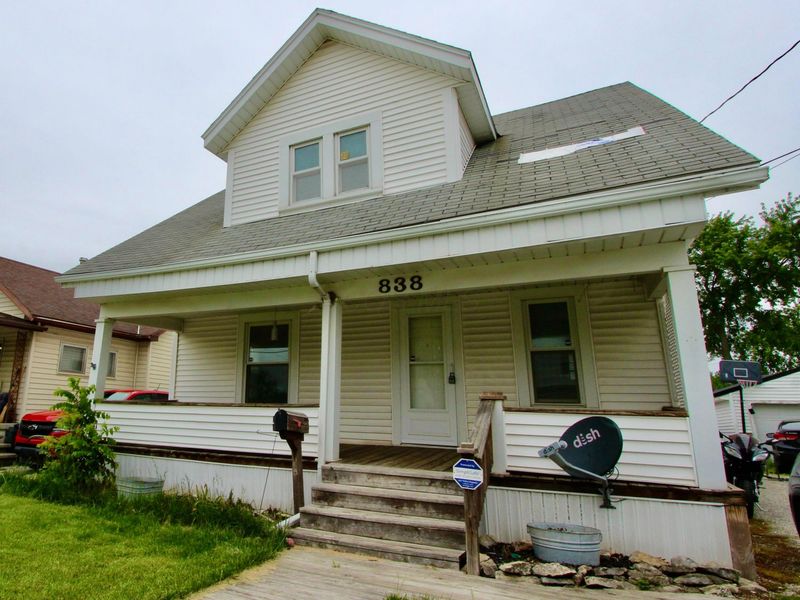 838 Oak Grove Avenue , Marion, OH 43302 Photo 4