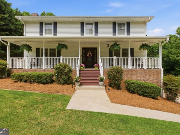 129 Foxdale Court, Toccoa, GA 30577