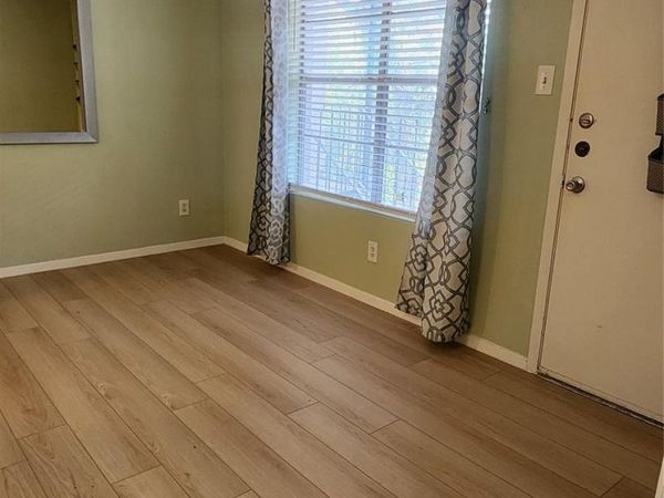 710 E Dean Keeton, Unit 205, Austin, TX 78705