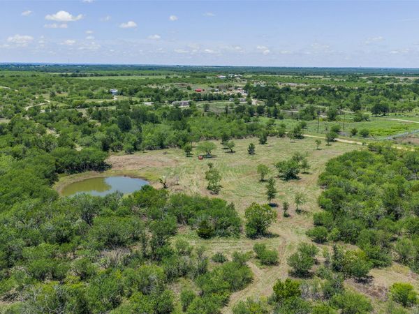 3710 Dry Creek RD, Lockhart, TX 78644