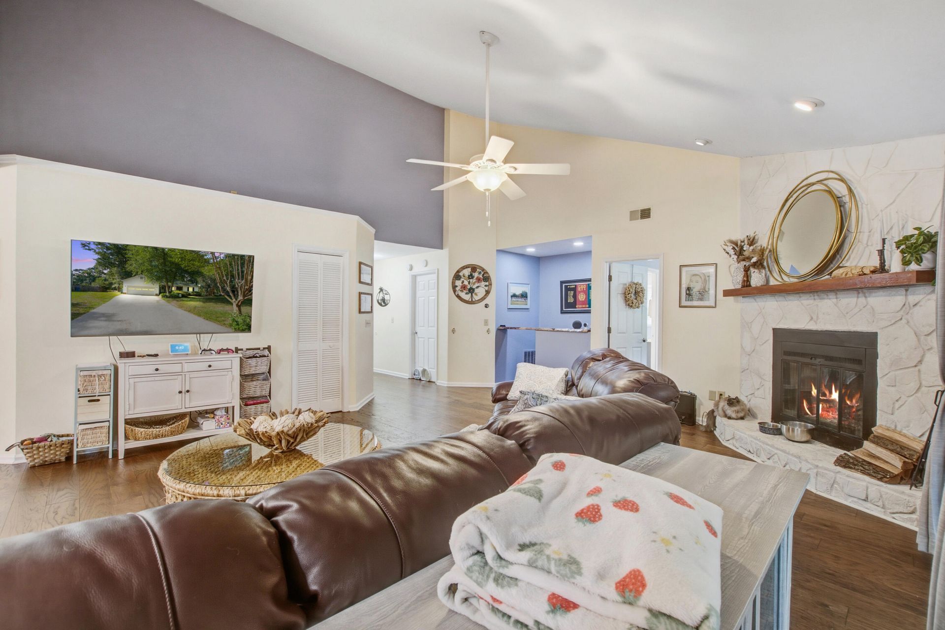 7 Sconesill Lane Photo 11