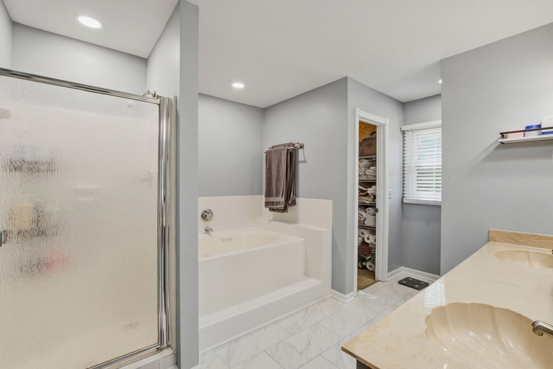 7 Sconesill Lane Photo 27