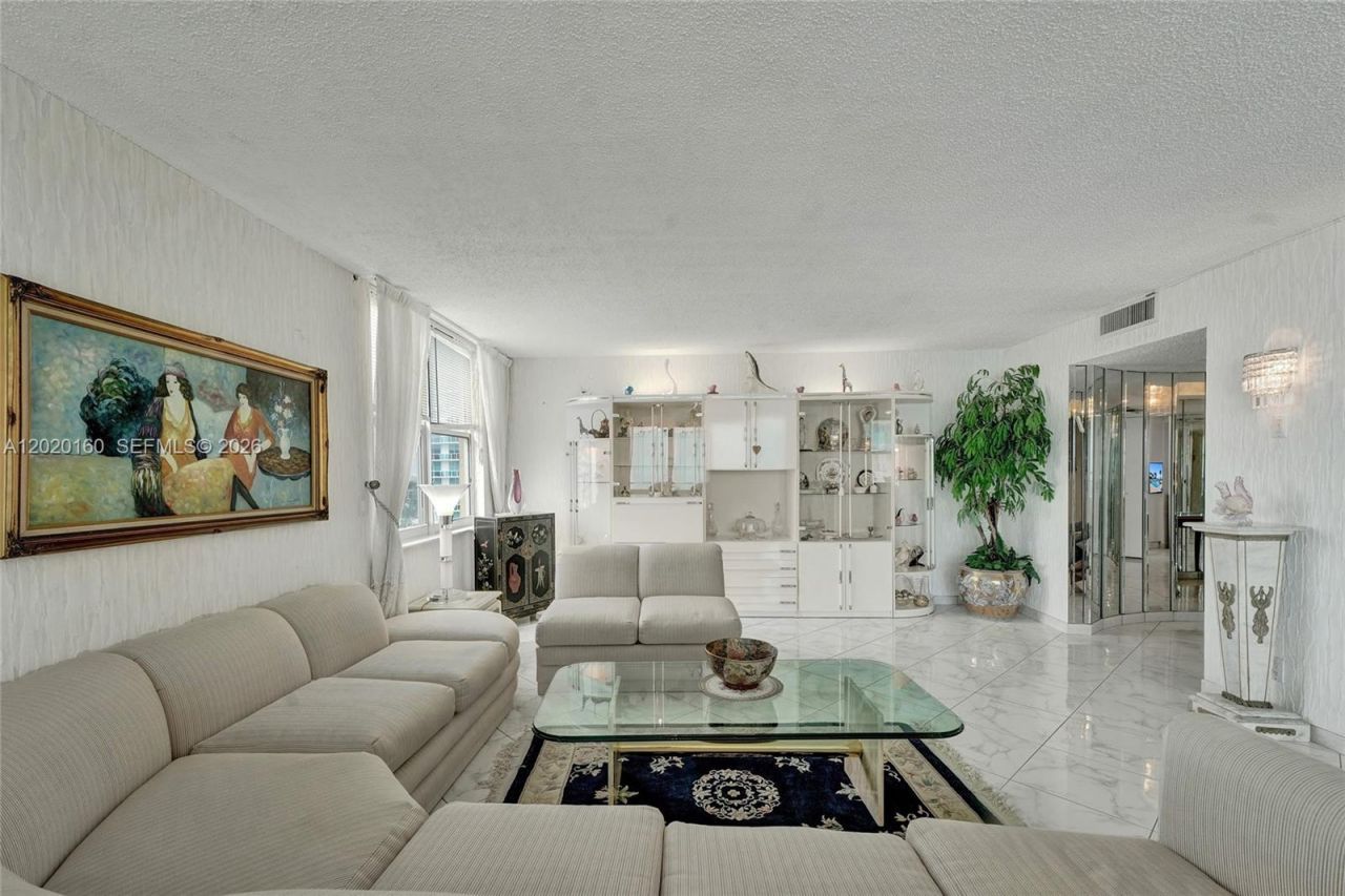 1920 S Ocean Dr, Unit 16B, Hallandale Beach, FL 33009 Photo