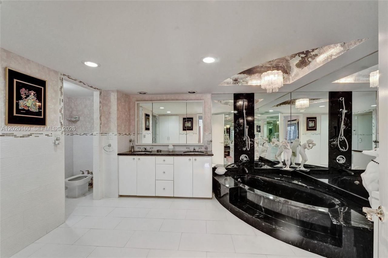 1920 S Ocean Dr, Unit 16B, Hallandale Beach, FL 33009 Photo