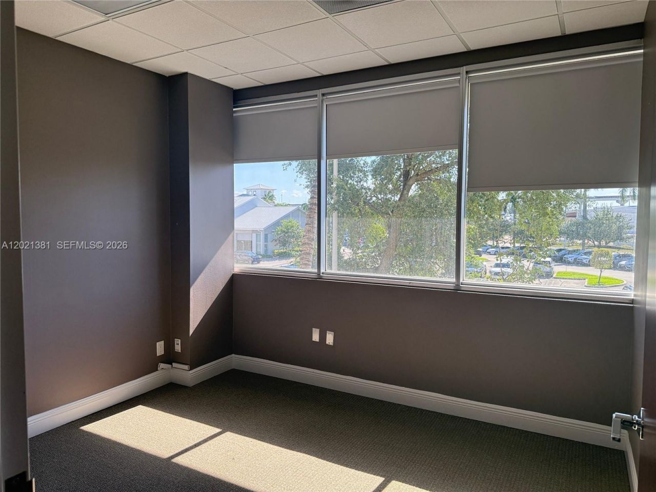290 NW 165th St , Unit M500, Miami, FL 33169 Photo