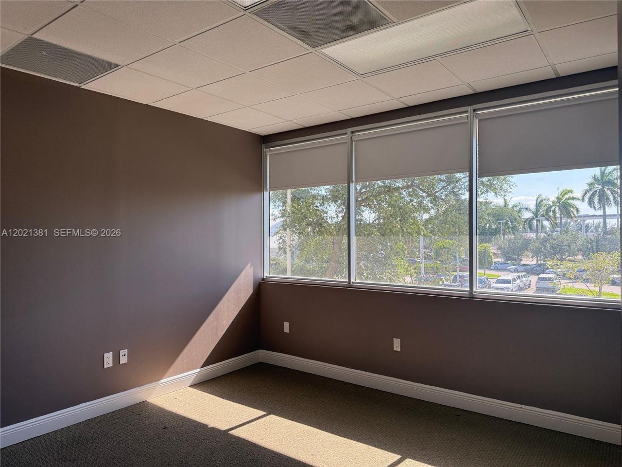 290 NW 165th St , Unit M500, Miami, FL 33169 Photo