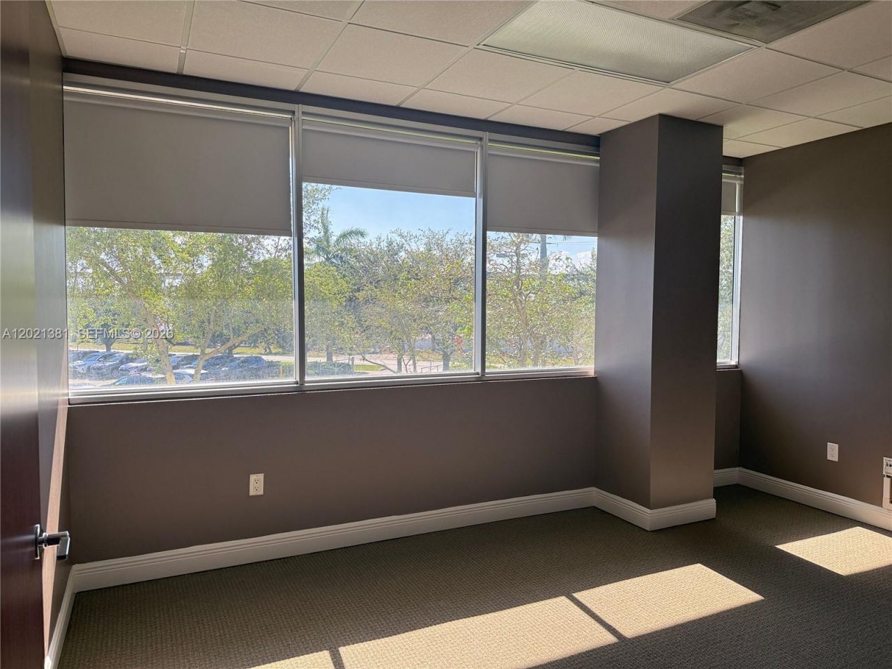 290 NW 165th St , Unit M500, Miami, FL 33169 Photo