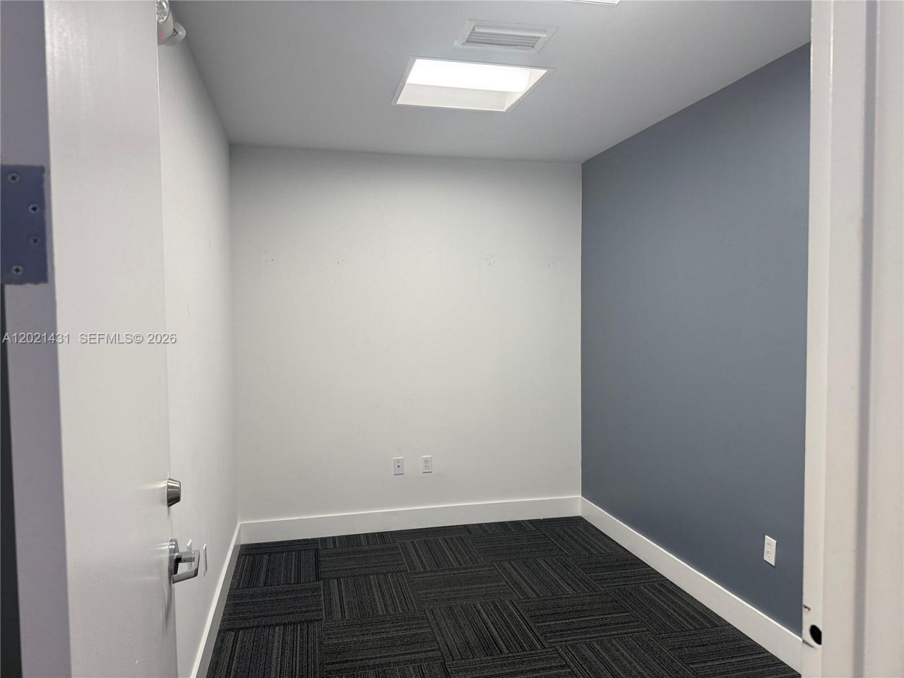 290 NW 165th St , Unit PH-2, Miami, FL 33169 Photo