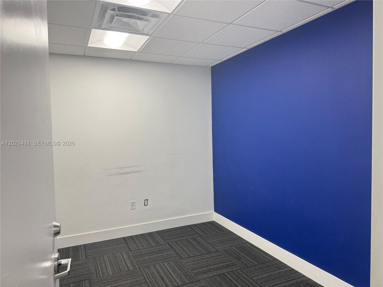 290 NW 165th St , Unit PH-2, Miami, FL 33169 Photo