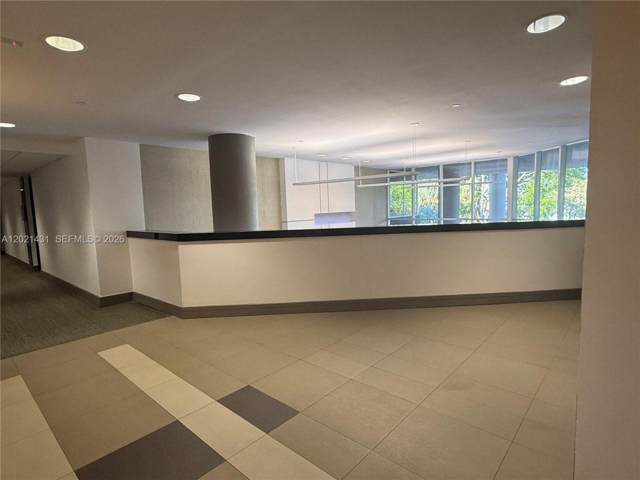 290 NW 165th St , Unit PH-2, Miami, FL 33169 Photo