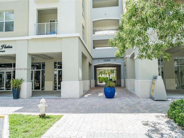 1200 Town Center Dr , Unit 513, Jupiter, FL 33458