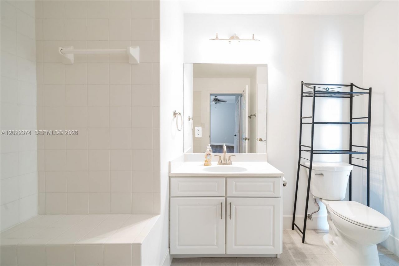 1200 Town Center Dr , Unit 513, Jupiter, FL 33458 Photo
