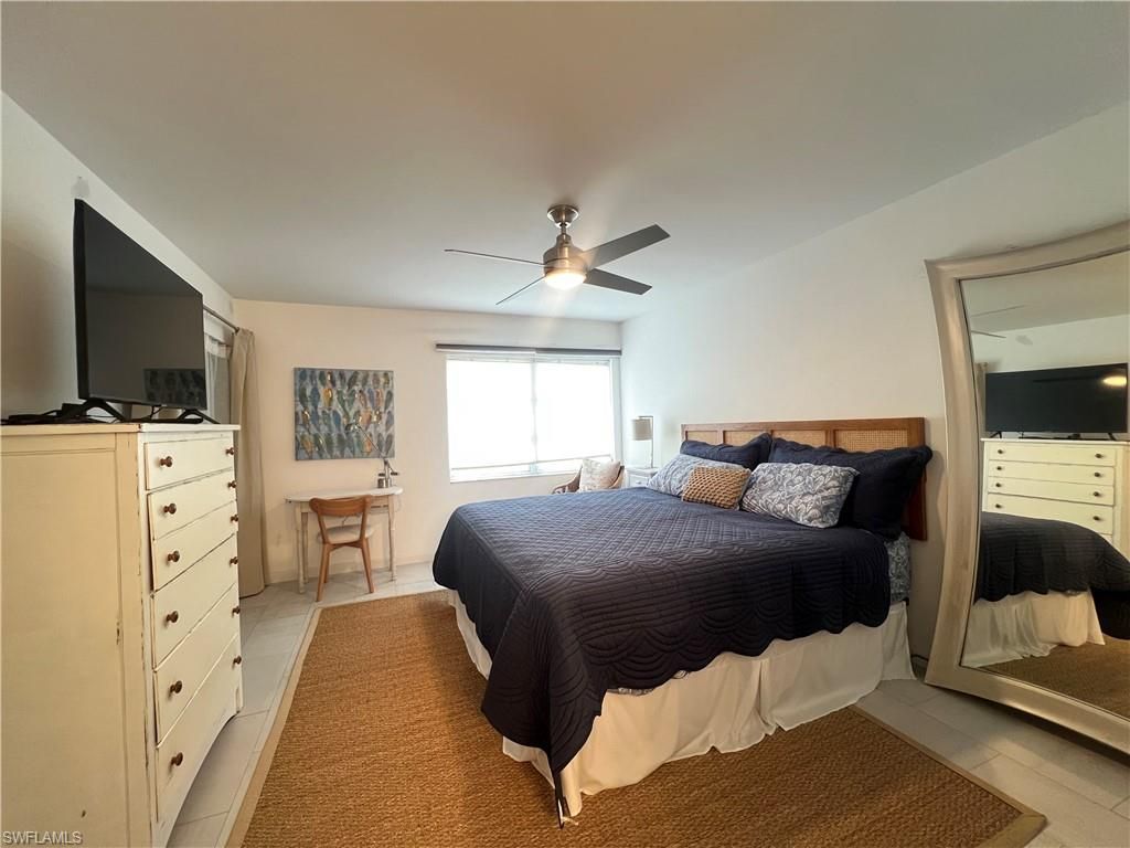 1056 Forest Lakes Dr, Unit A201, Naples, FL 34105 Photo